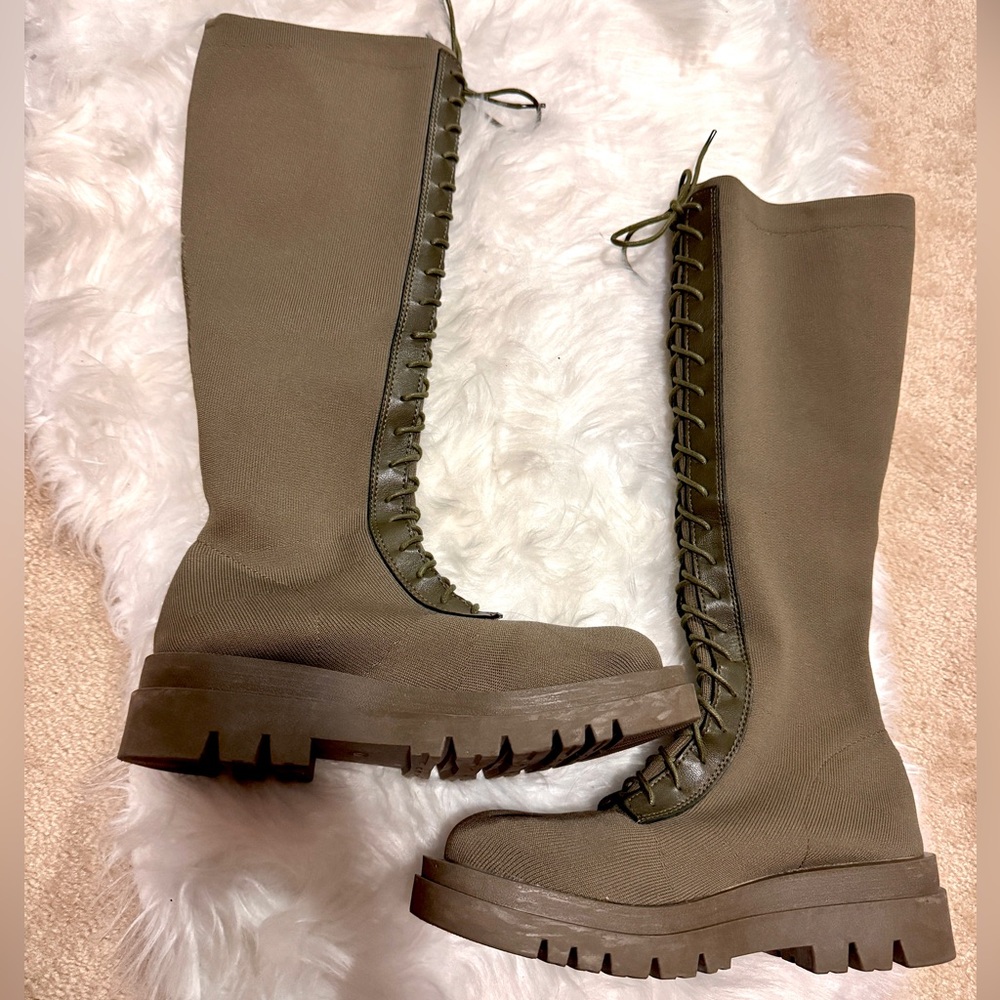 Stylish Olive Green Knee-High Combat Lace Boots